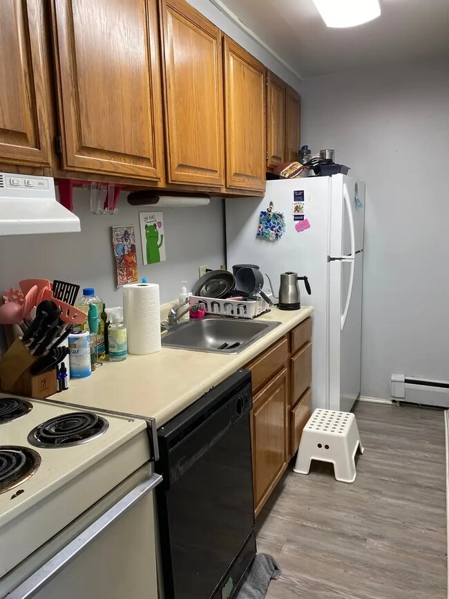 Kitchen - 1506 Geddes Ave