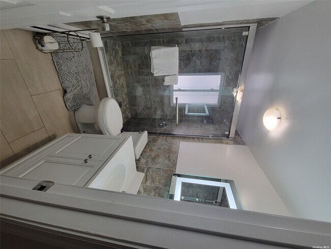 Foto del edificio - 219-08-219112 112th Rd