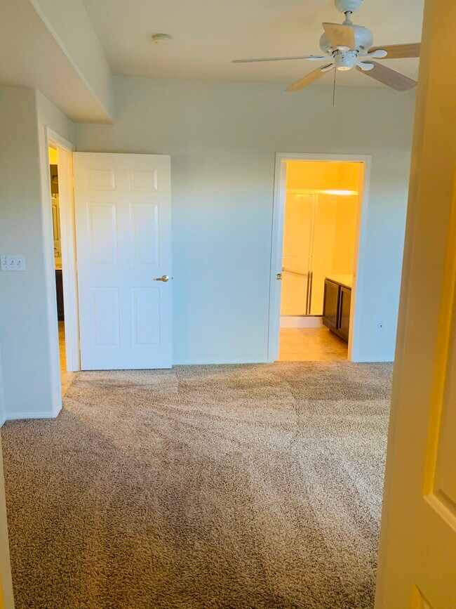 Foto del edificio - 1531 Ruby Cliffs Ln