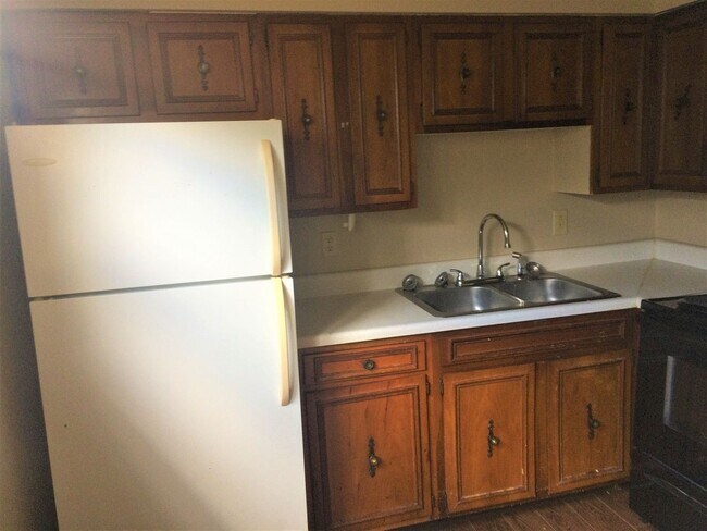 Foto del edificio - 2 Bedroom / 1 Bath Apartment Johnson City, TN