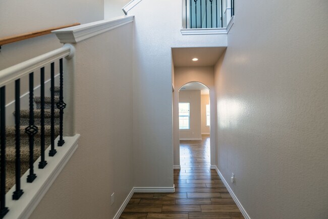 Foto del edificio - 7723 Aiiden Ridge Ln