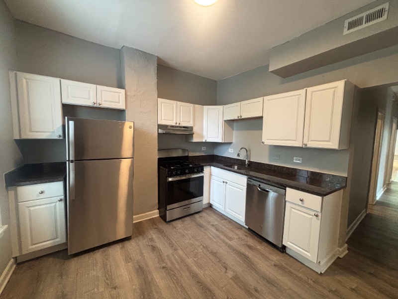 Photo - 7308 S Kenwood Ave (Chicago, IL)