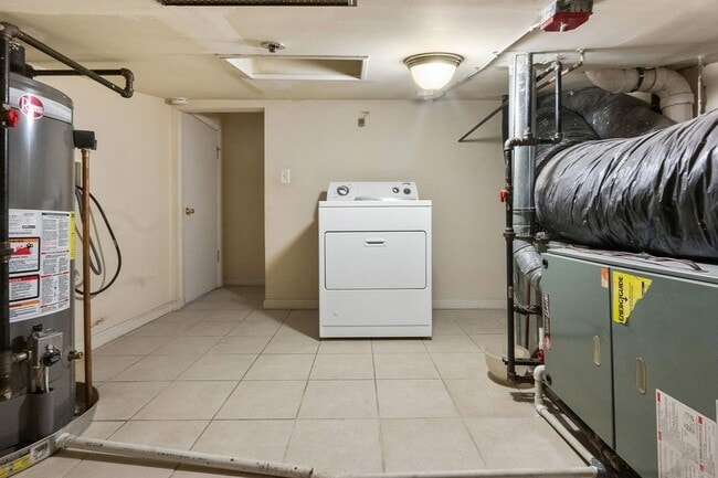 Building Photo - 155 Arlington Ave