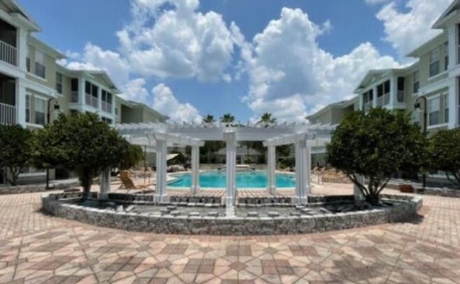 Building Photo - Gardens of Bridgehampton - 3 Bed - 3 Bath ...