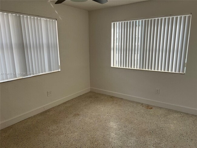 Foto del edificio - 4725 NW 4th St