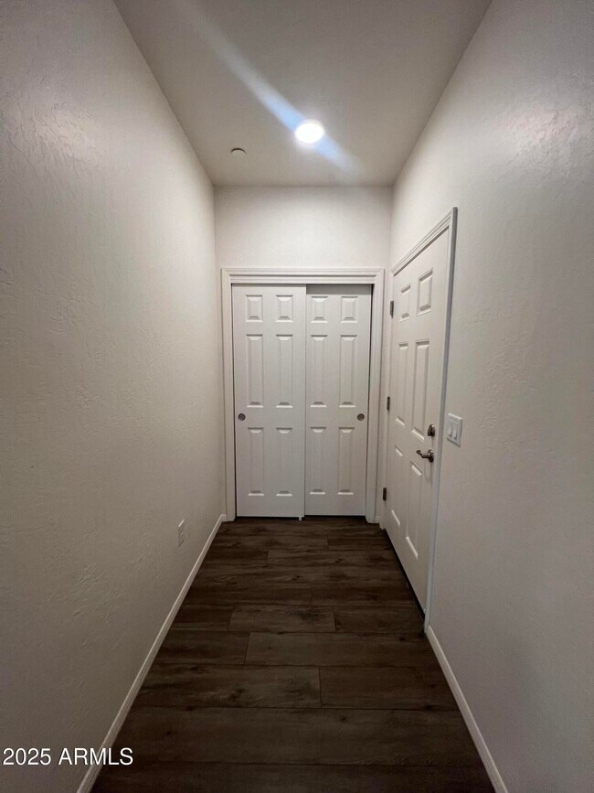 Foto del edificio - 1650 E Ponderosa Pkwy