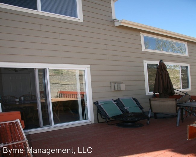 Building Photo - 6710 Camino del Rey