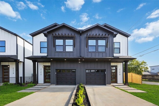 Building Photo - 4125 Shelby Cir