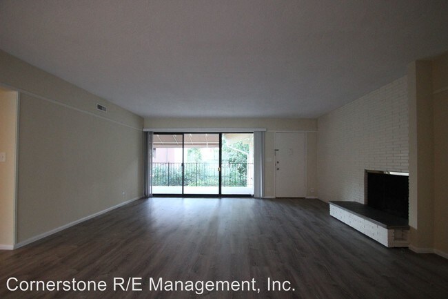 Building Photo - 225-233 S Orange Grove Blvd