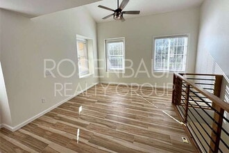 Building Photo - 1345 S Owl Dr