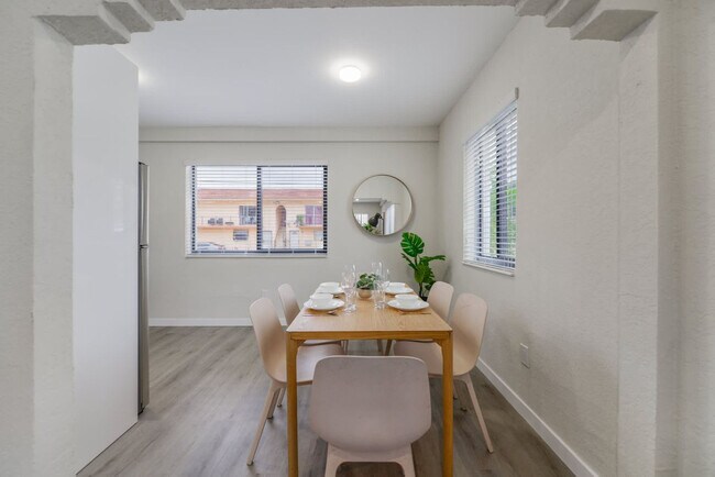 Foto del edificio - 700 SW 11th Ave
