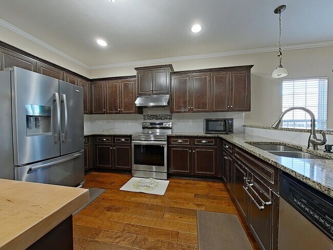 Building Photo - 3024 Margot Ln