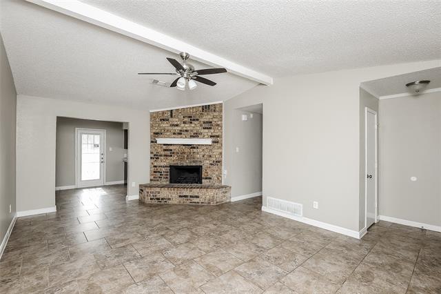 Building Photo - 4002 Westwind Dr