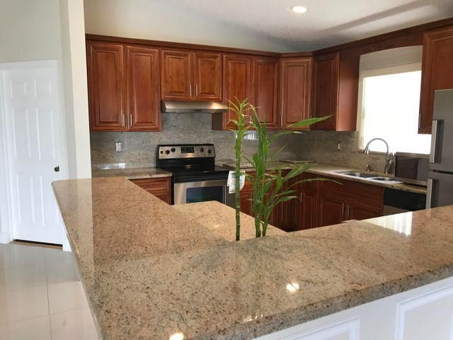 Building Photo - 12071 Palm Cove Ln