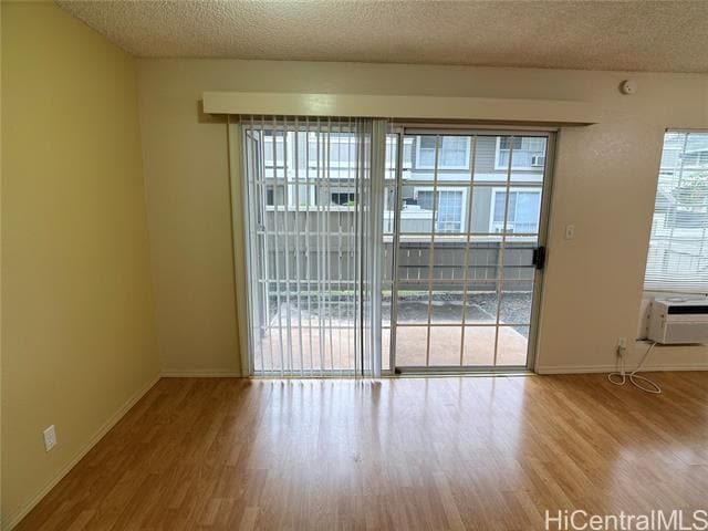 Building Photo - 94-1398-1398 Polani St