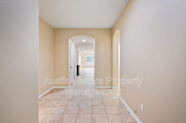 Building Photo - 2955 Angelina Dr