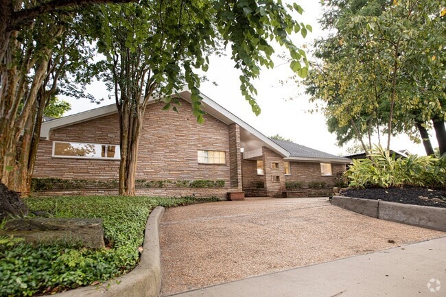 Front of home from Braeswood Blvd - 3619 Braeswood S Blvd