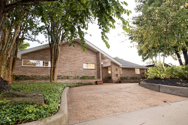 Front of home from Braeswood Blvd - 3619 Braeswood S Blvd