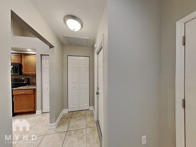 Foto del edificio - 8280 Philatelic Dr