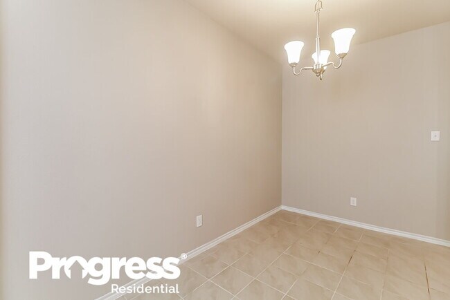 Foto del edificio - 933 Decker Dr