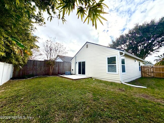 Foto del edificio - 181 Cabrillo Ln