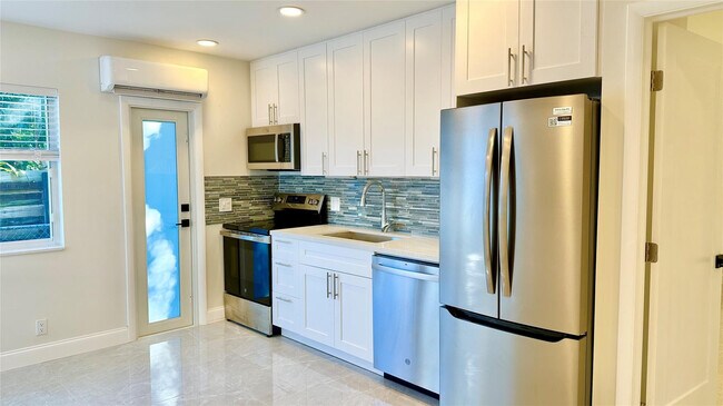 Foto del edificio - 1145 NE 17th Terrace