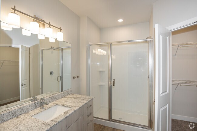 2BR, 2BA - 986 SF - Altair at the Heights