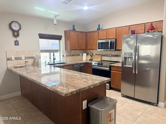 Foto del edificio - 9850 W Deanna Dr
