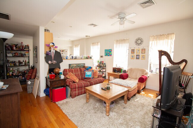 Foto del edificio - 246 Market St