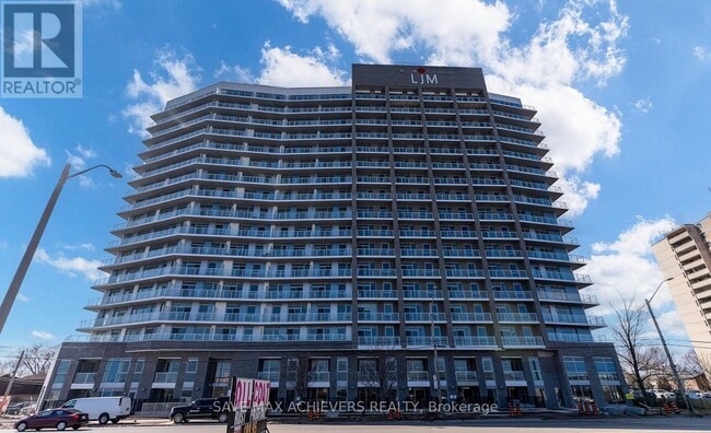 Photo du bâtiment - 2782 Barton St E