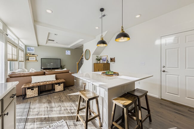 Foto del edificio - 1116 Highlands Dr