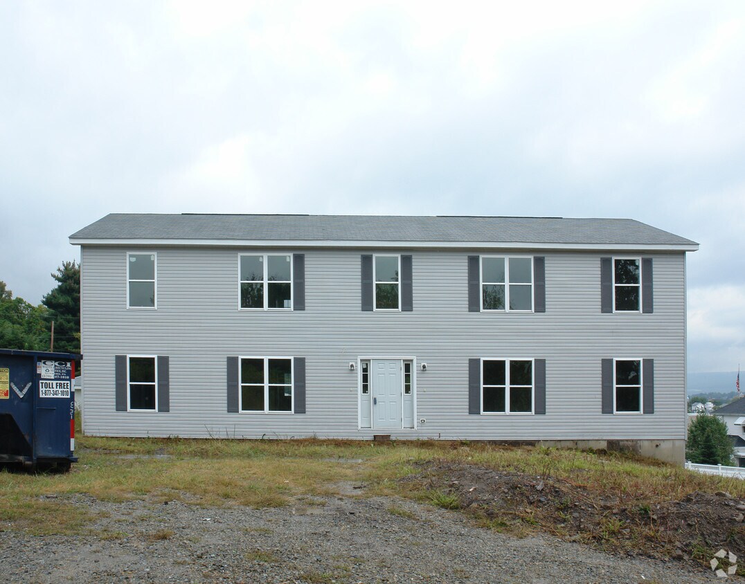 Building Photo - 830 Walker St