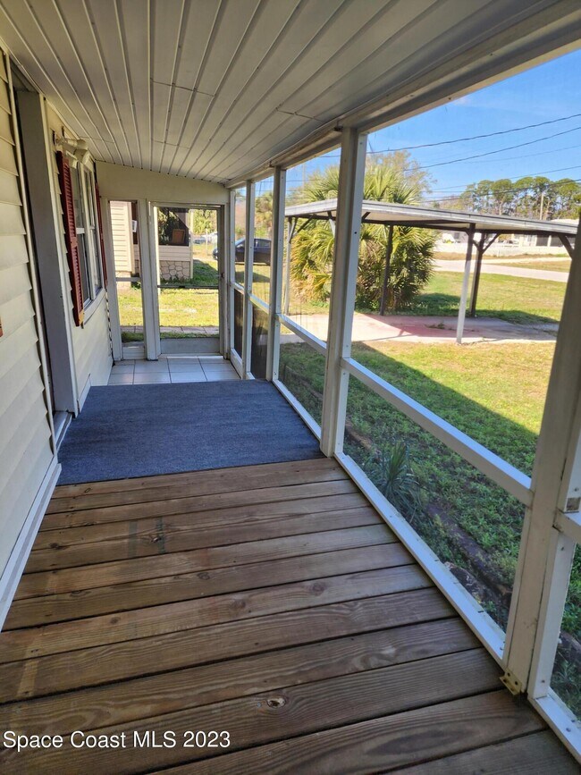 Foto del edificio - 388 MacArthur Cir