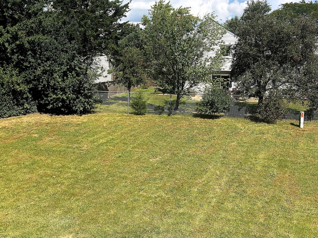 Building Photo - 136 Lilac Ln