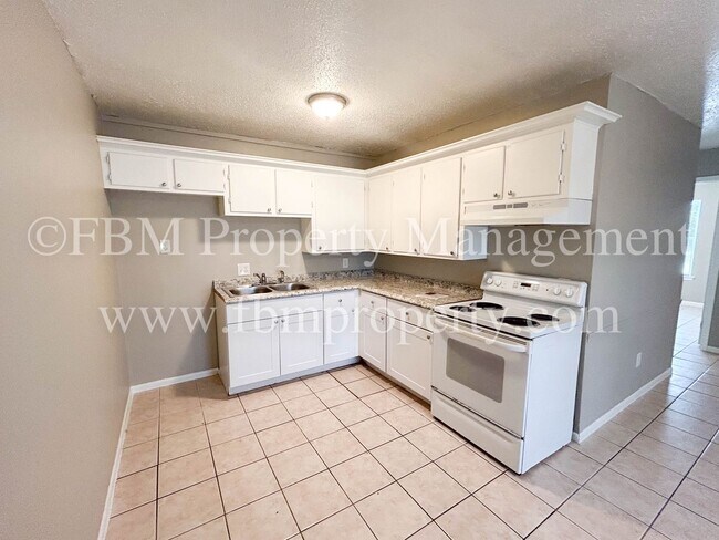 Foto del edificio - 3224 W 8th Ave