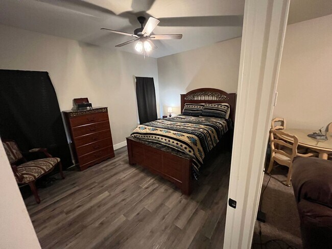 Foto del edificio - 4717 121st Pl