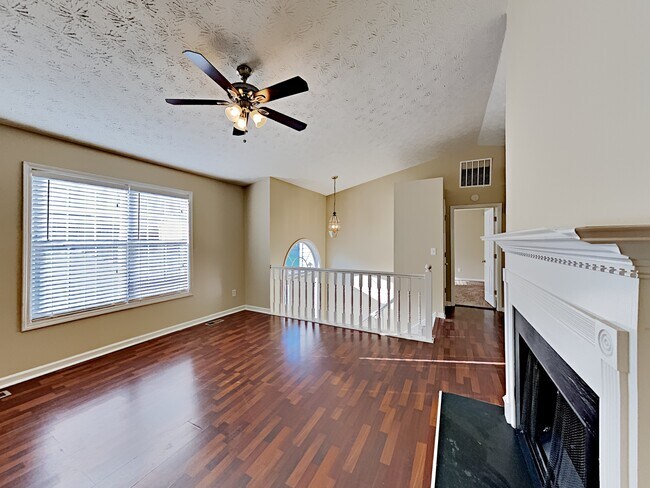 Foto del edificio - 5350 Ashland Drive
