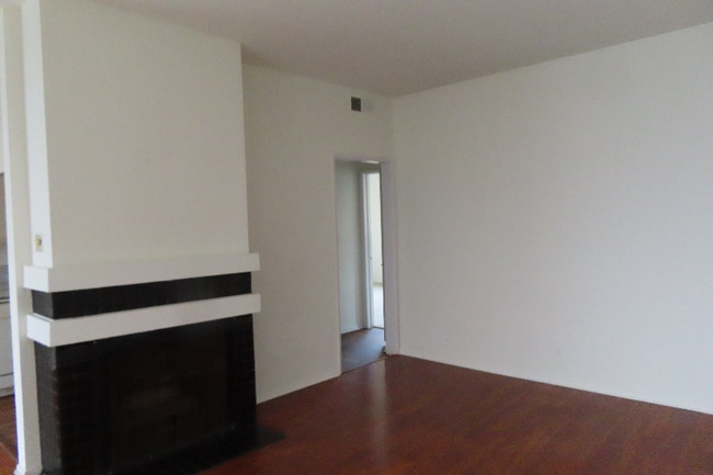 Building Photo - 3648 Motor Ave