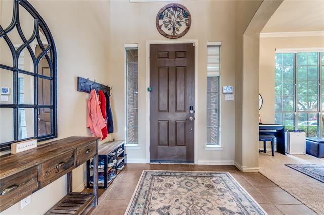 Building Photo - 11091 Apple Valley Dr