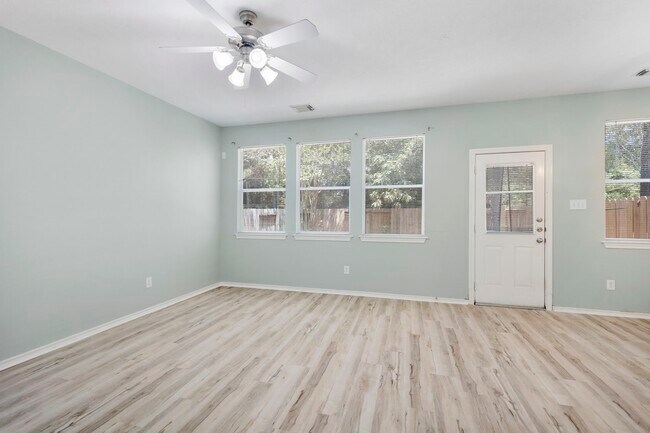 Building Photo - 98 E Stedhill Loop