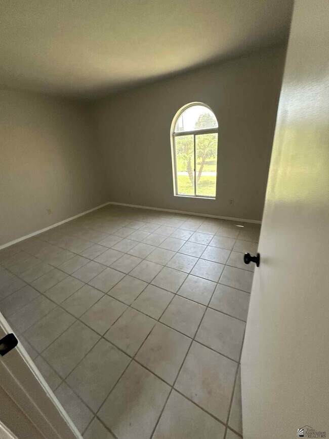 Foto del edificio - 2490 W Yowell Ct