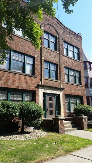 Primary Photo - 6804 W Clinton Ave