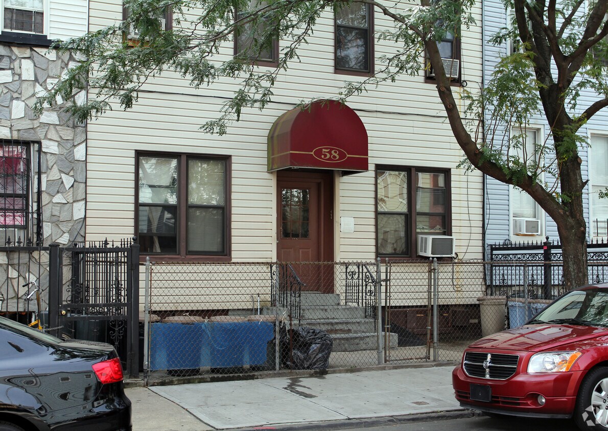 Building Photo - 58 Himrod St