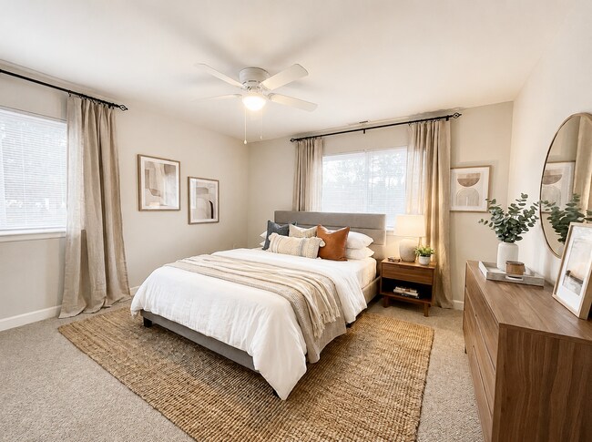 Foto del edificio - Heritage Village Apartments