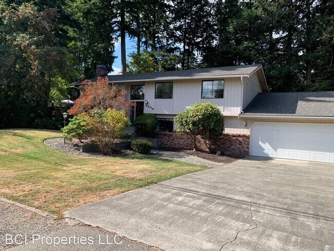 Building Photo - 5 br, 3 bath House - 5102-79th Ave W