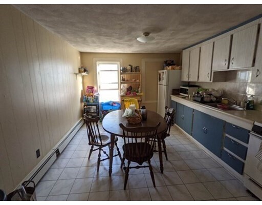 Building Photo - 5 Lowden Ave