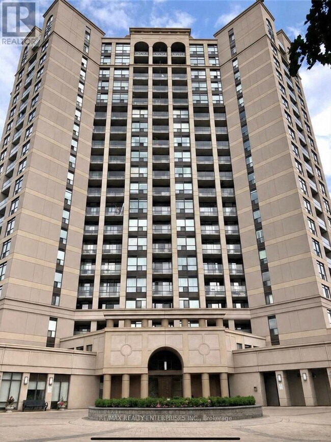 Building Photo - 220 Forum Dr