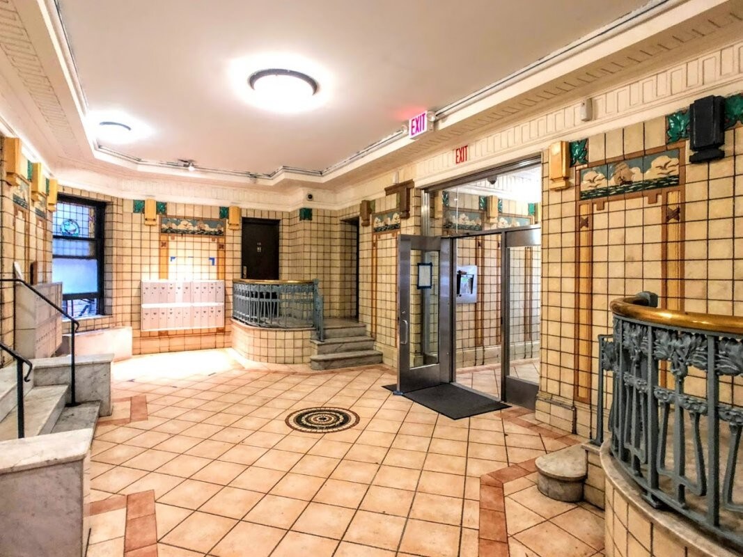 Primary Photo - 45 Tiemann Pl