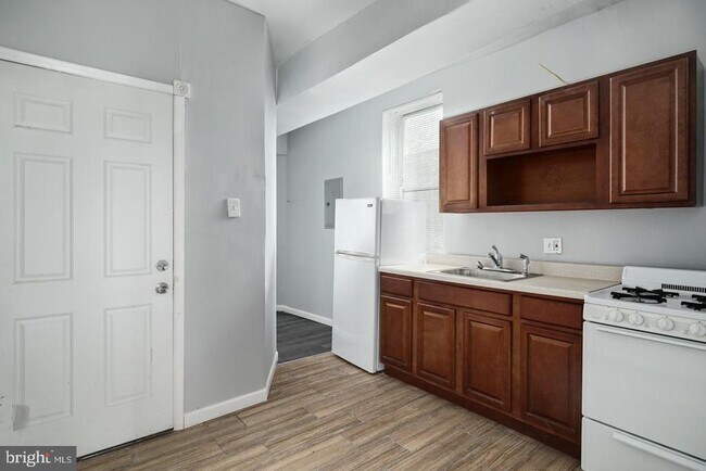 Building Photo - 3428 N 23rd St