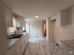 Building Photo - 63 Norman Pl